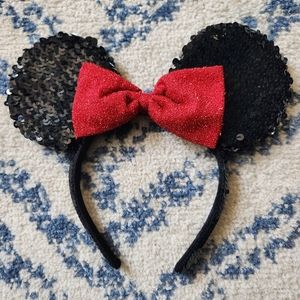 Disney Parks Minnie Mouse Sequin Headband
